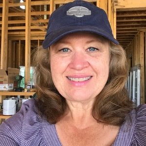 Meet your Posher, Pamela